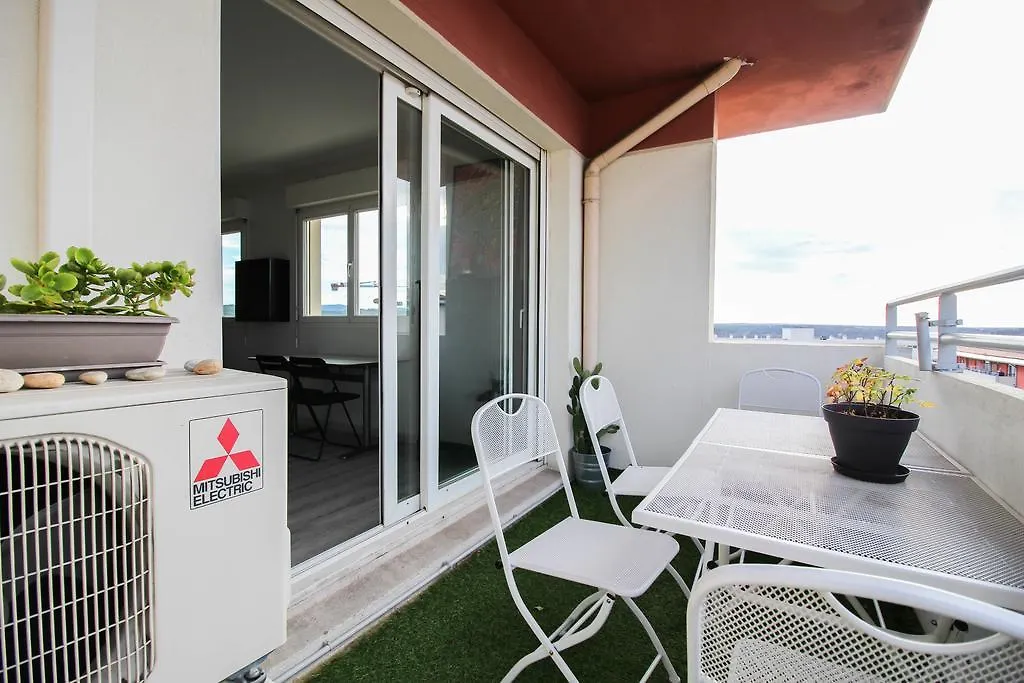 Luckey Homes - Les Toits De Mejane Aix-en-Provence 0*,  França
